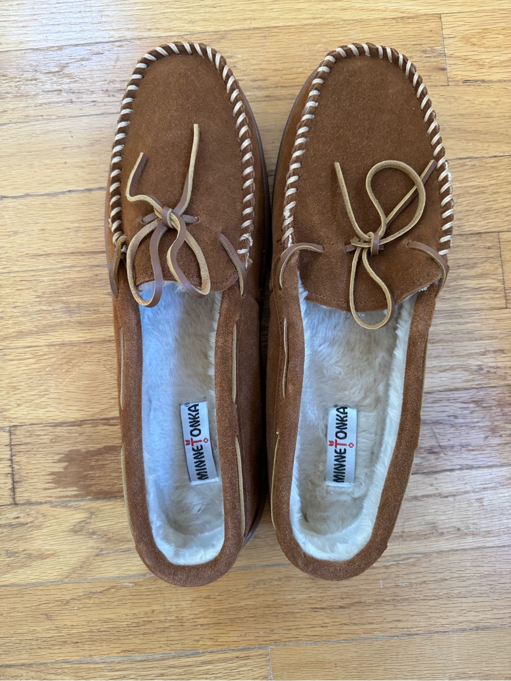 Men’s Minnetonka Slippers | Size 16